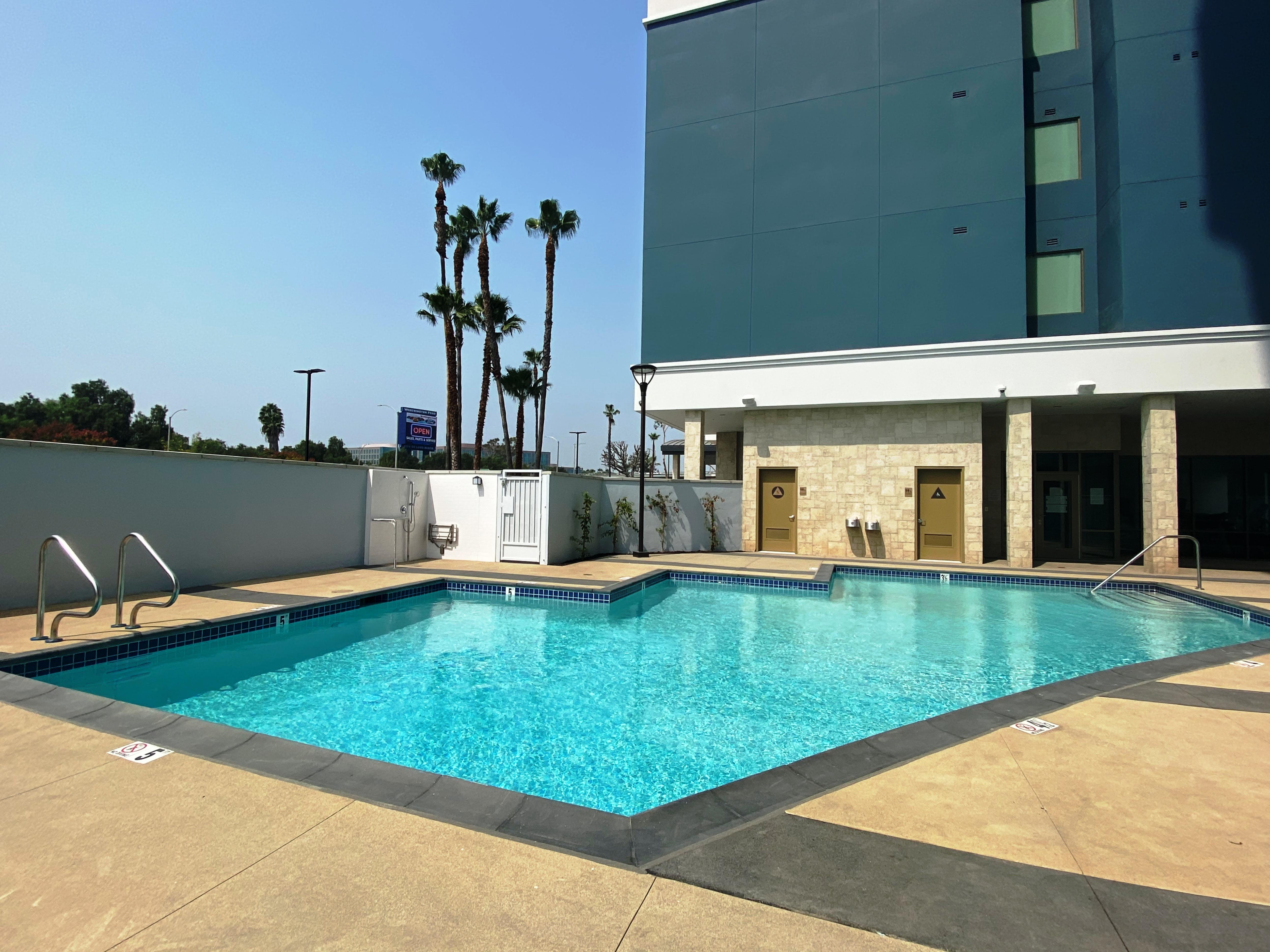 Staybridge Suites Long Beach Exterior photo